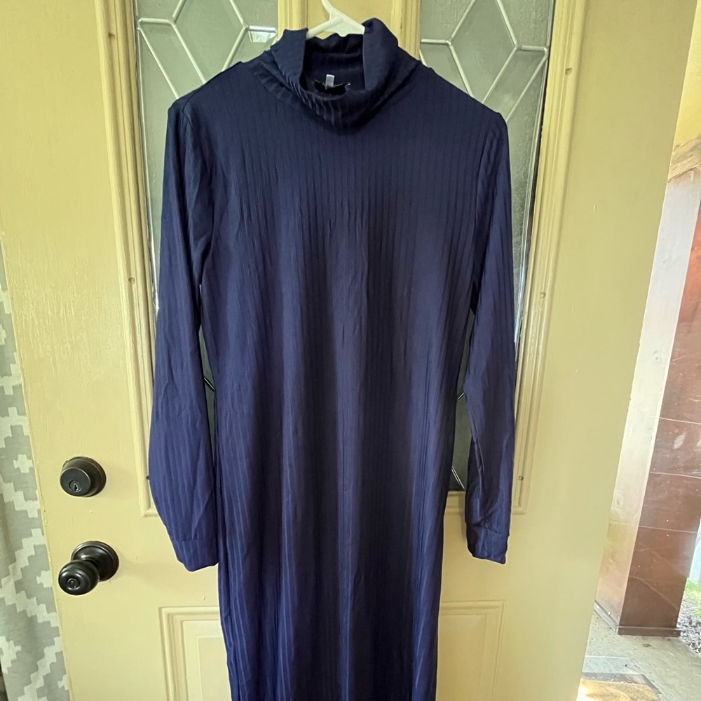 Mock neck long sleeve dress